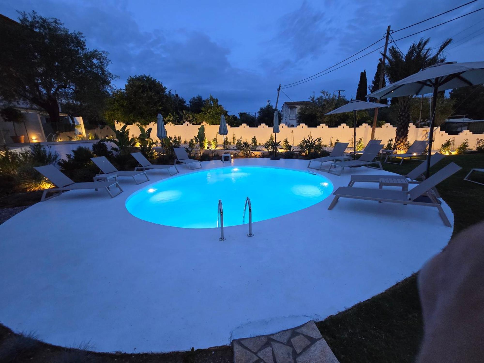 Loadstar Rooms & Suites Kontokali Esterno foto