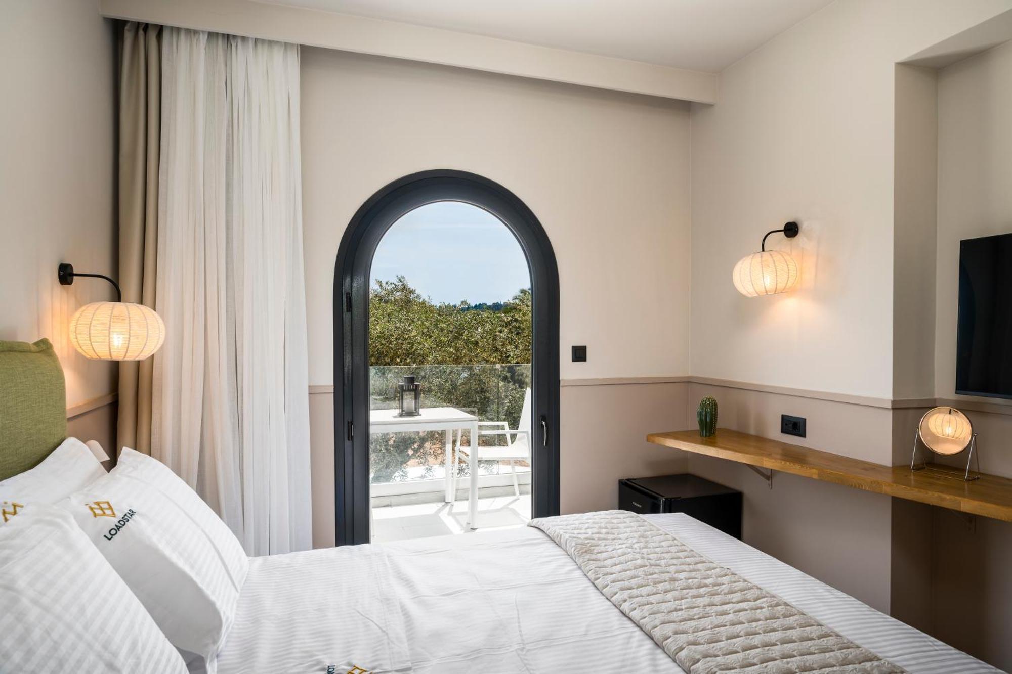 Loadstar Rooms & Suites Kontokali Esterno foto