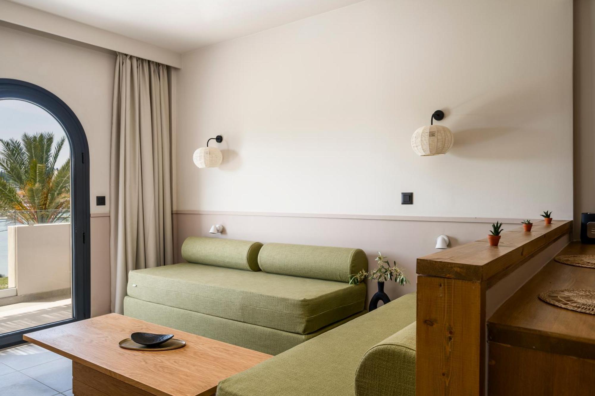 Loadstar Rooms & Suites Kontokali Esterno foto