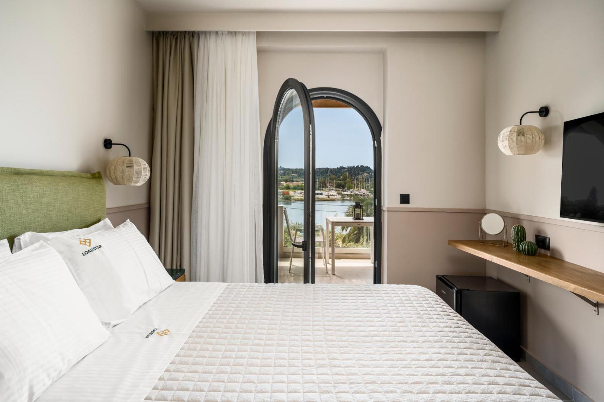 Loadstar Rooms & Suites Kontokali Esterno foto